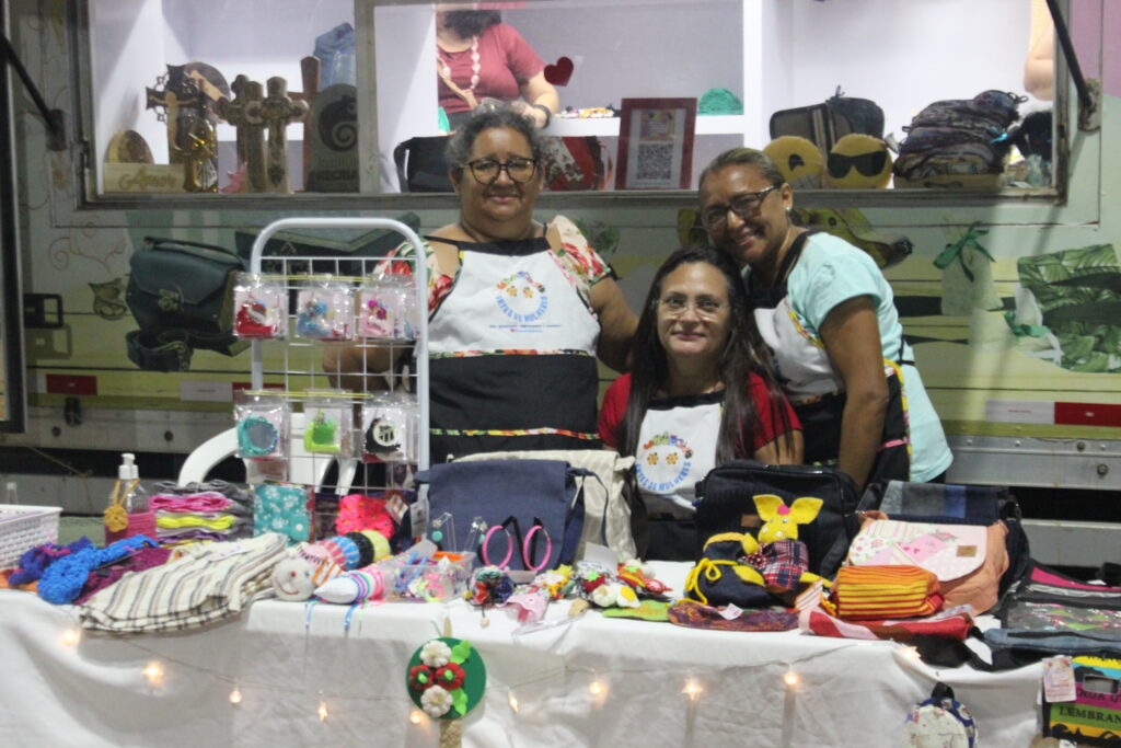 PARCERIA COM A REGIONAL III LEVA FUXICO NA REDE PARA FEIRA ARTESANAL NO PARQUE RACHEL DE QUEIROZ (2023)